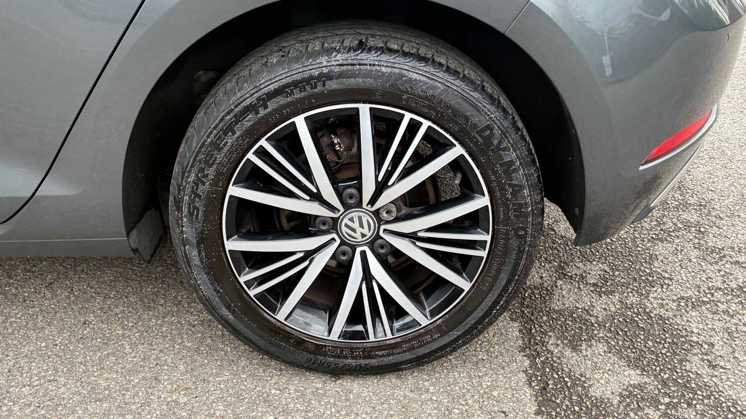 Used Volkswagen Golf 2018 for sale - 77913684: Photo 18