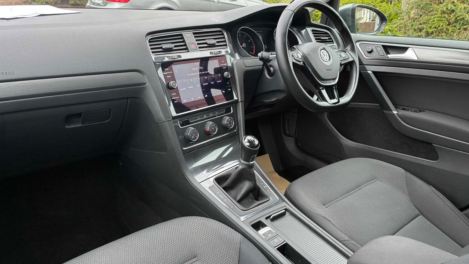 Used Volkswagen Golf 2018 for sale - 77913684: Photo 22