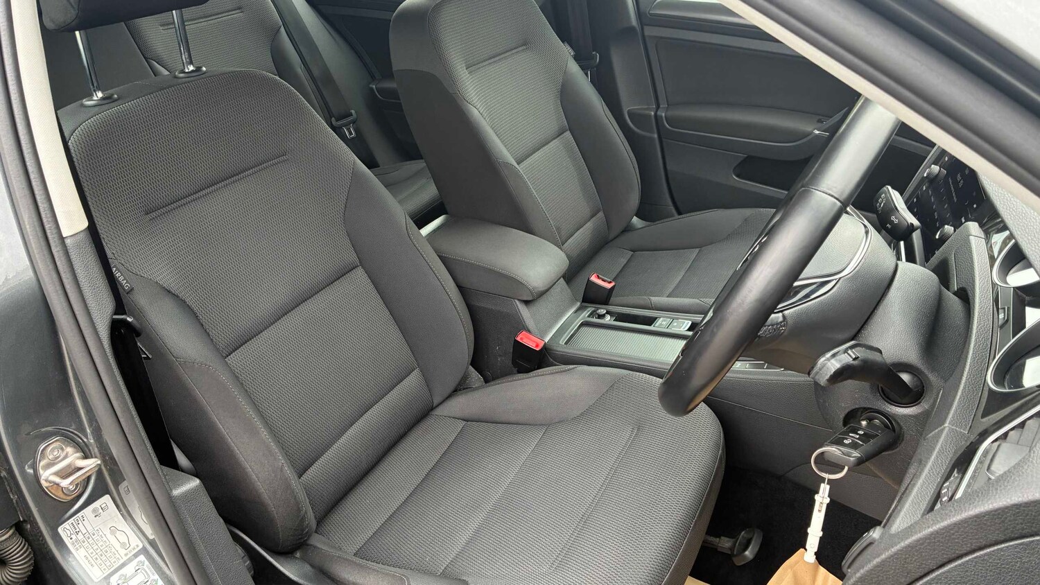 Used Volkswagen Golf 2018 for sale - 77913684: Photo 25