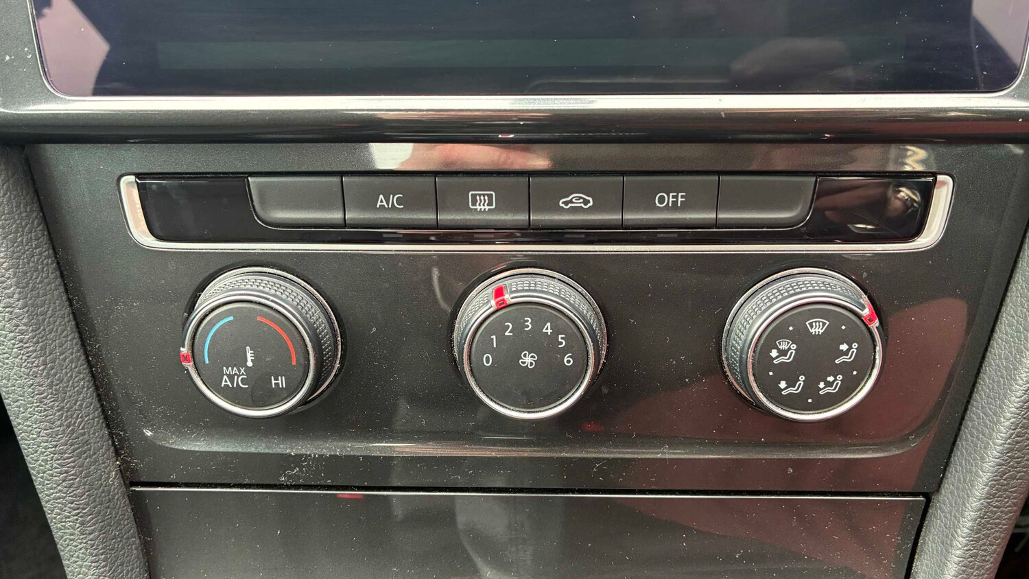 Used Volkswagen Golf 2018 for sale - 77913684: Photo 35