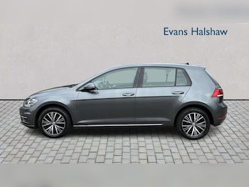 Used Volkswagen Golf 2018 for sale - 77913684: Photo