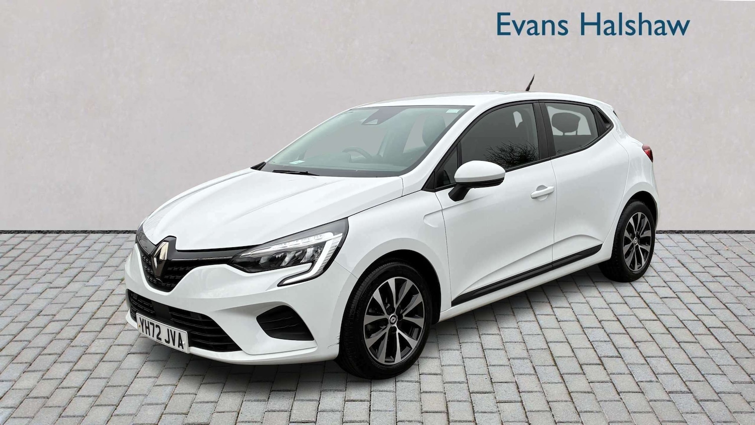 Used Renault Clio 2022 for sale - 77861524: Photo 3