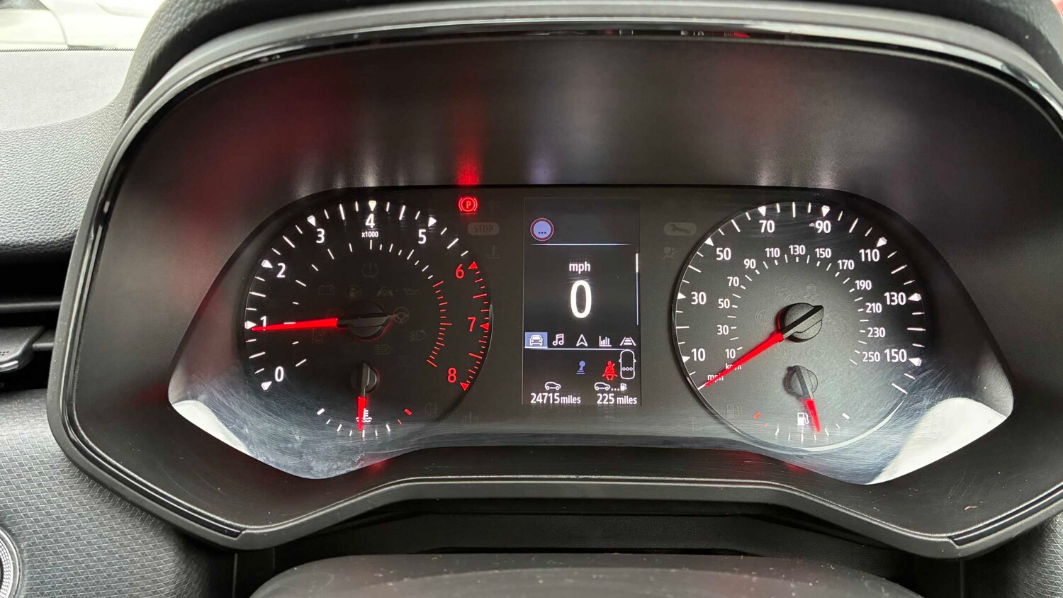 Used Renault Clio 2022 for sale - 77861524: Photo 31