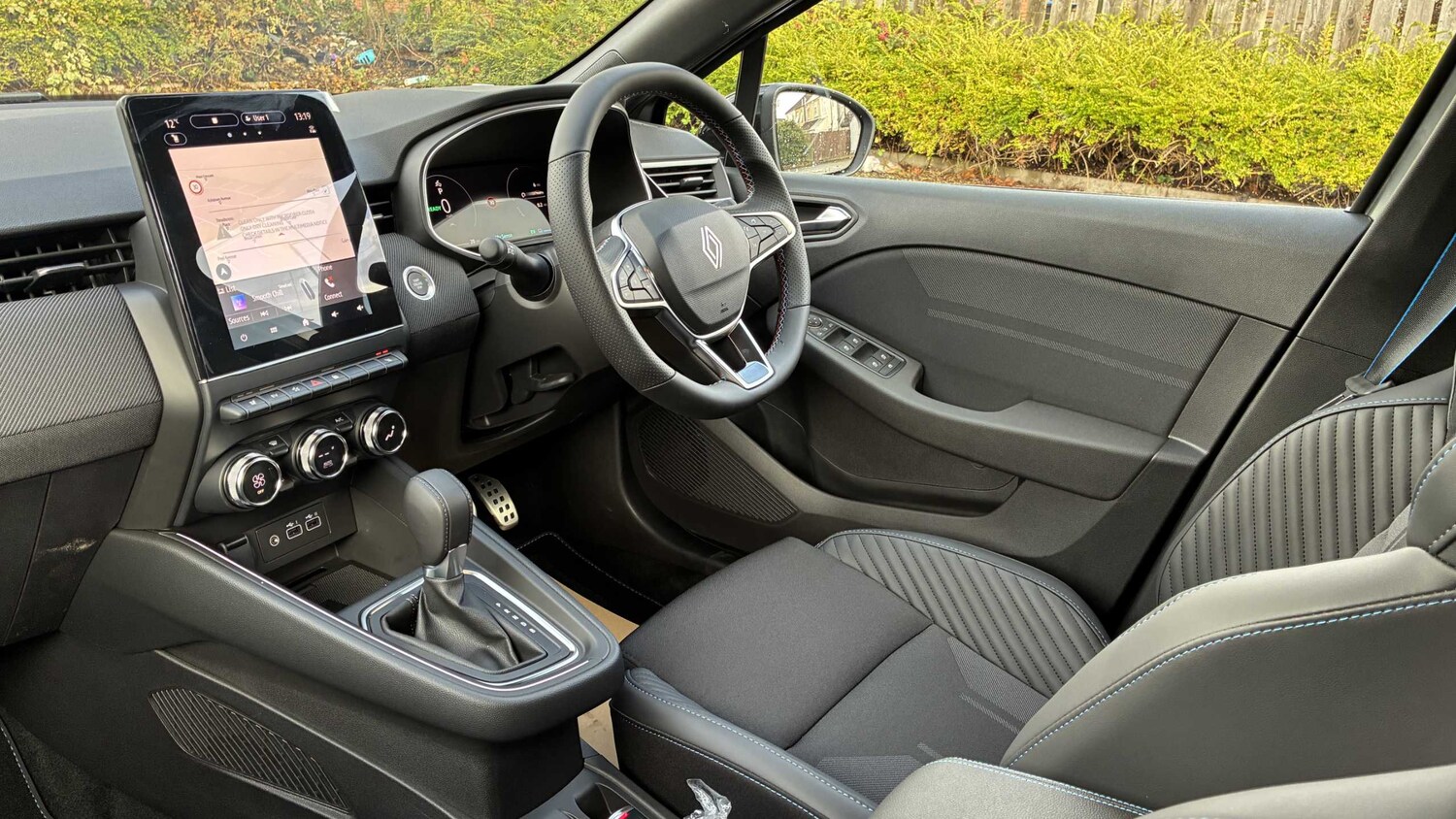 Used Renault Clio for sale - 77860837: Photo 21