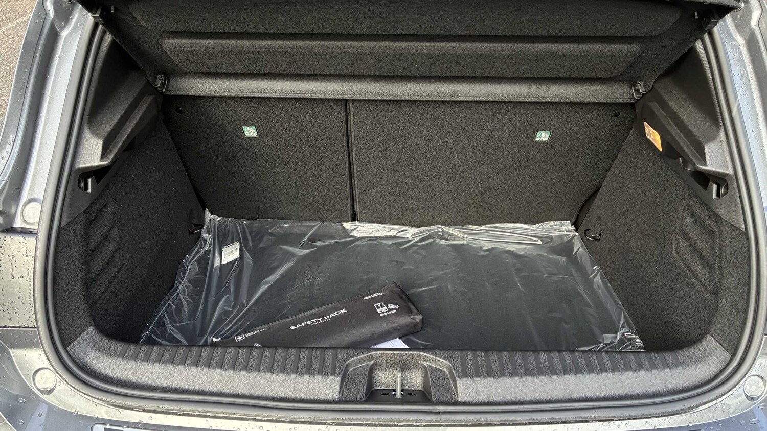 Used Renault Clio for sale - 77860837: Photo 23