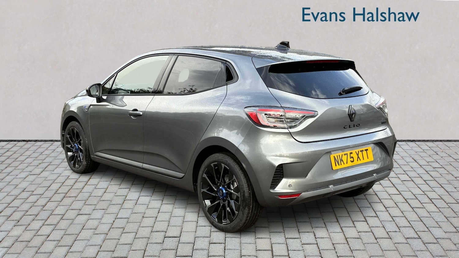 Used Renault Clio for sale - 77860837: Photo 3