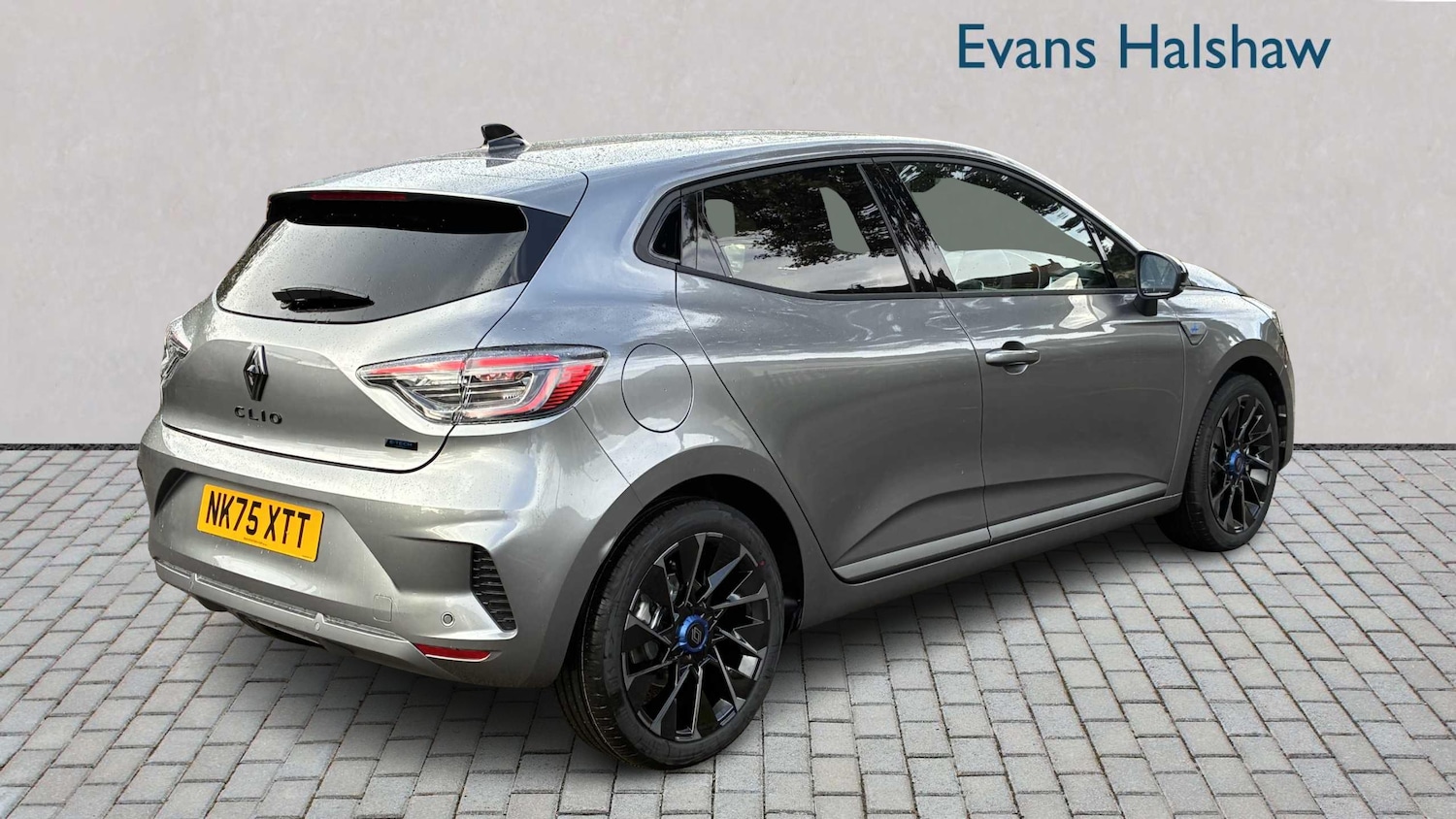 Used Renault Clio for sale - 77860837: Photo 5