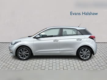 Used Hyundai i20 2015 for sale - 79672060: Photo
