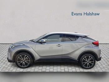 Used Toyota C-HR 2018 for sale - 78365304: Photo