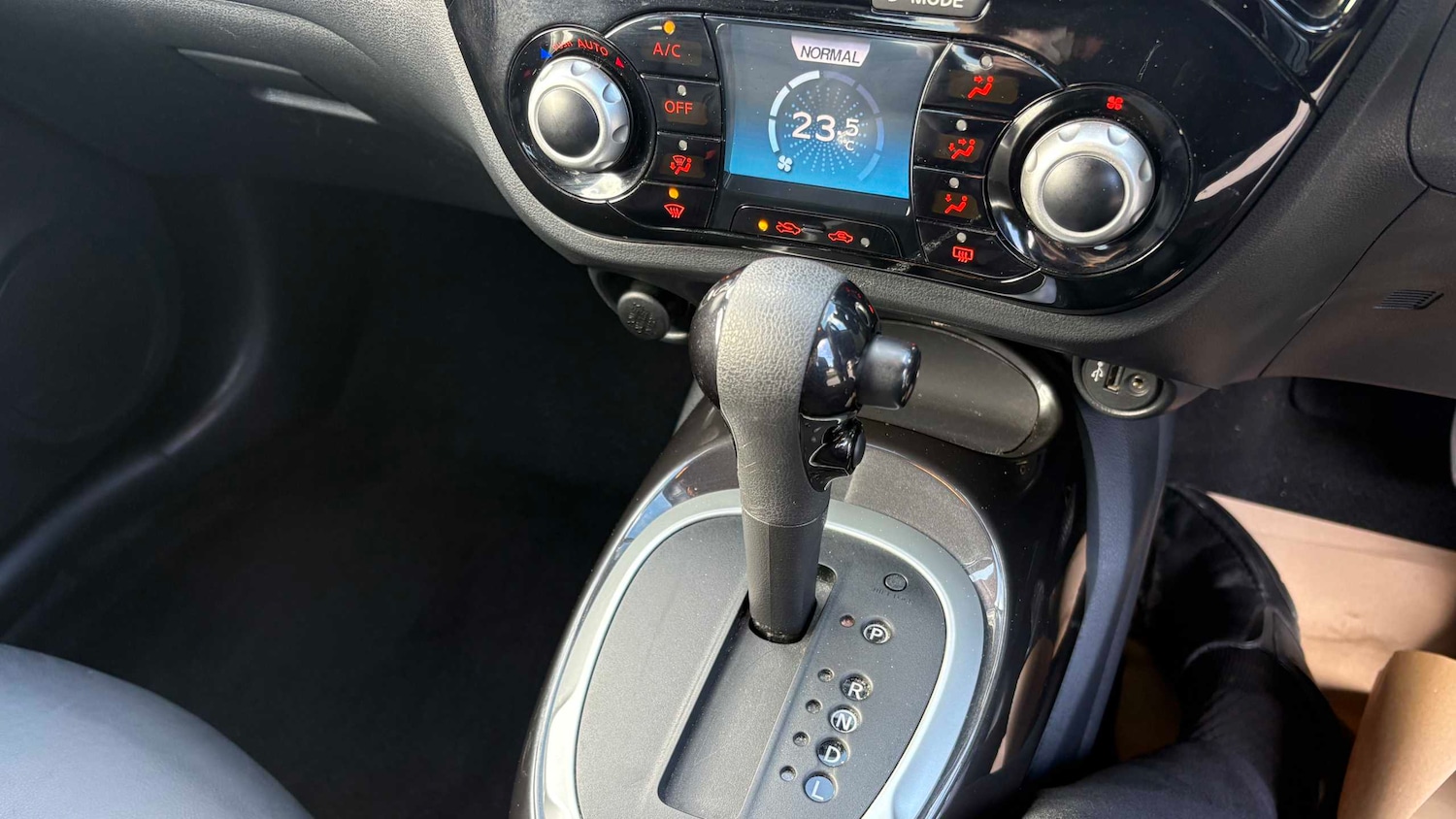 Used Nissan Juke 2017 for sale - 77995847: Photo 32