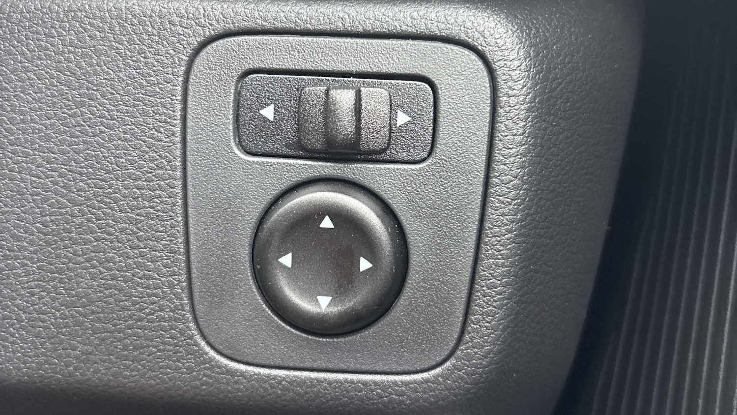 Used Dacia Spring 2024 for sale - 78149121: Photo 31