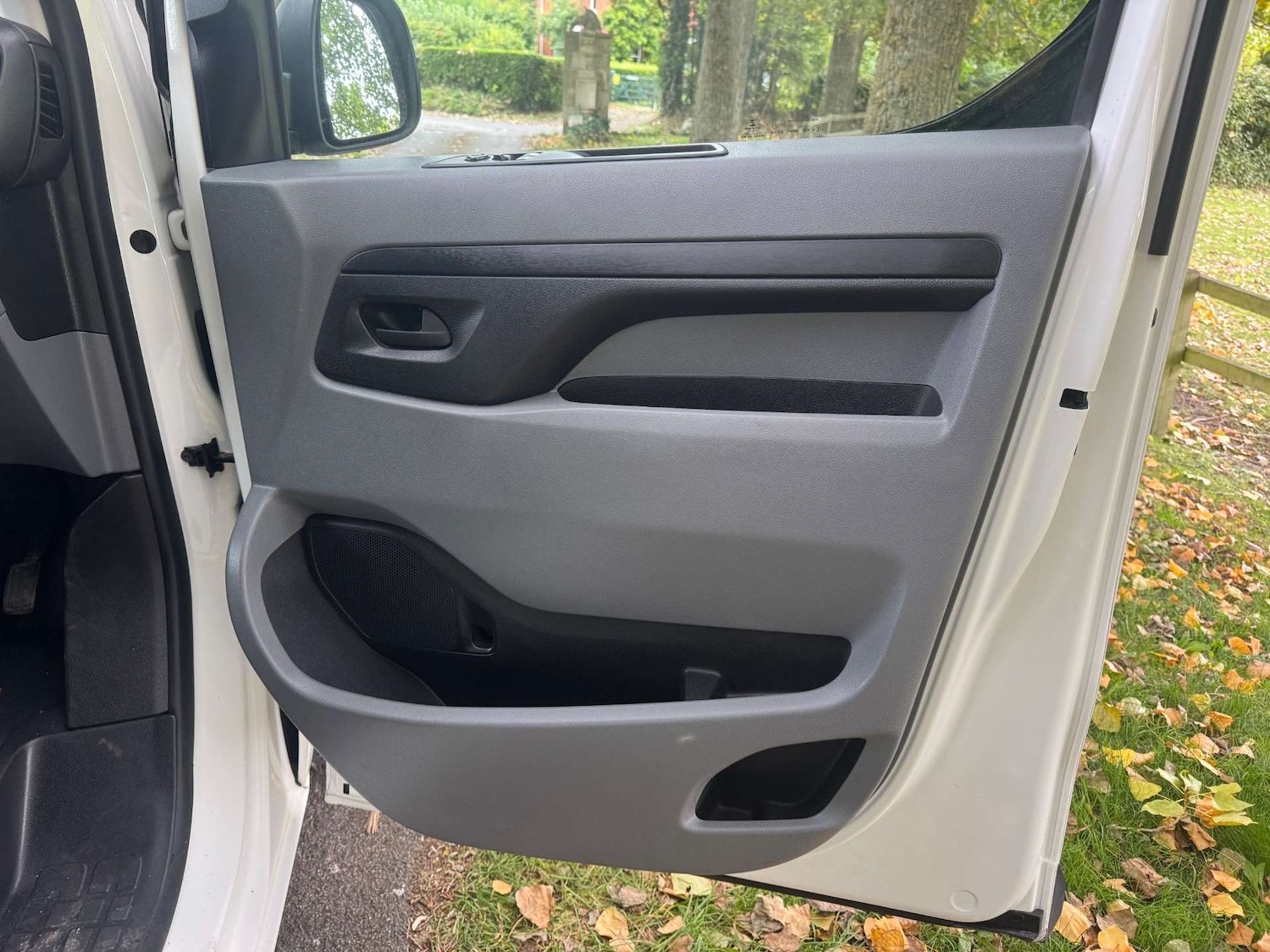 Used Vauxhall Vivaro 2021 for sale - 77022287: Photo 32