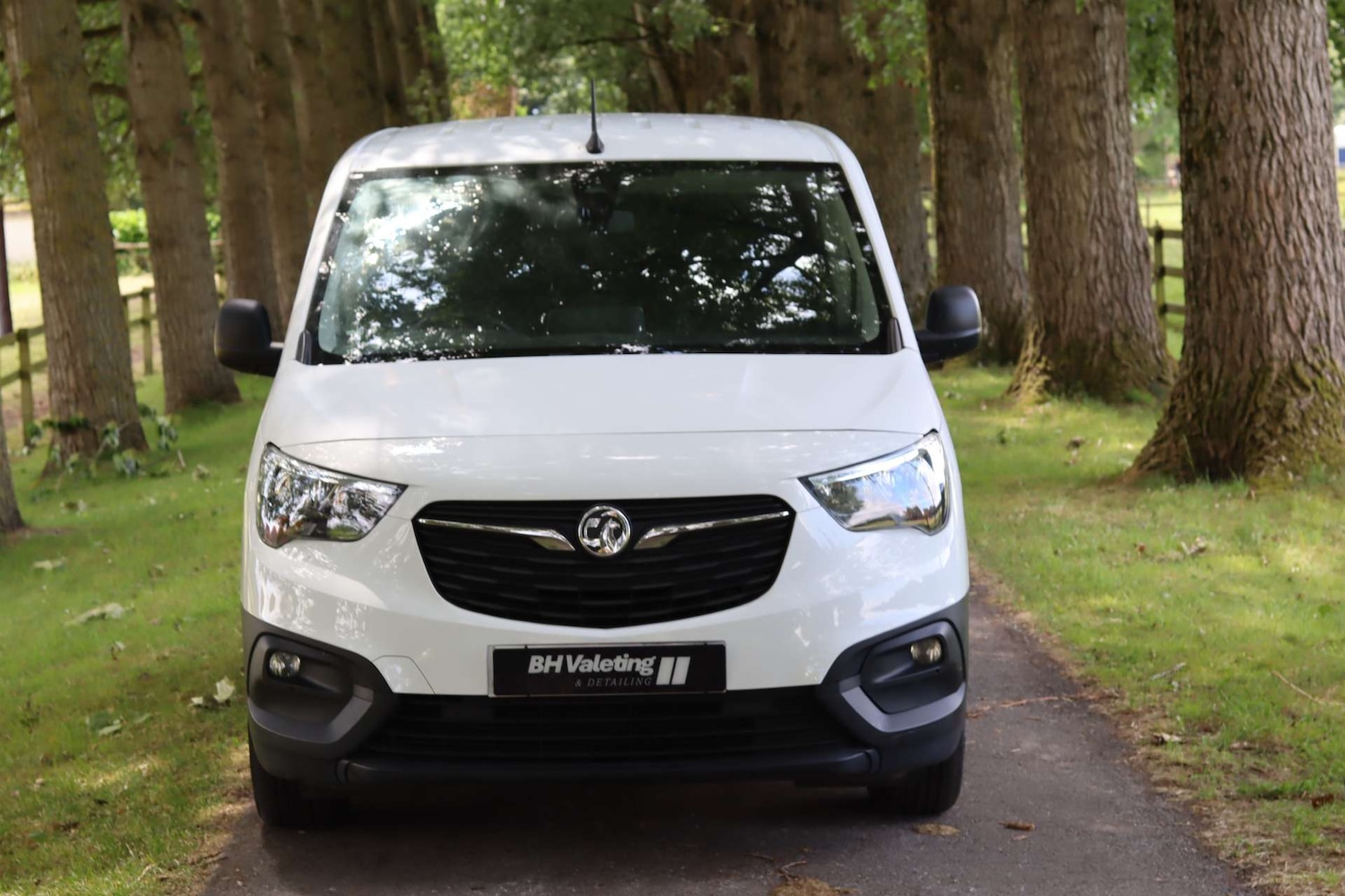 Used Vauxhall Combo 2019 for sale - 77504096: Photo 2