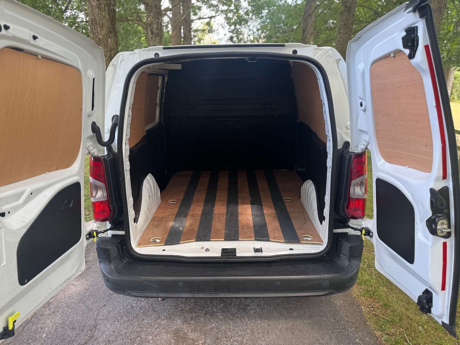 Used Vauxhall Combo 2019 for sale - 76921276: Photo 28