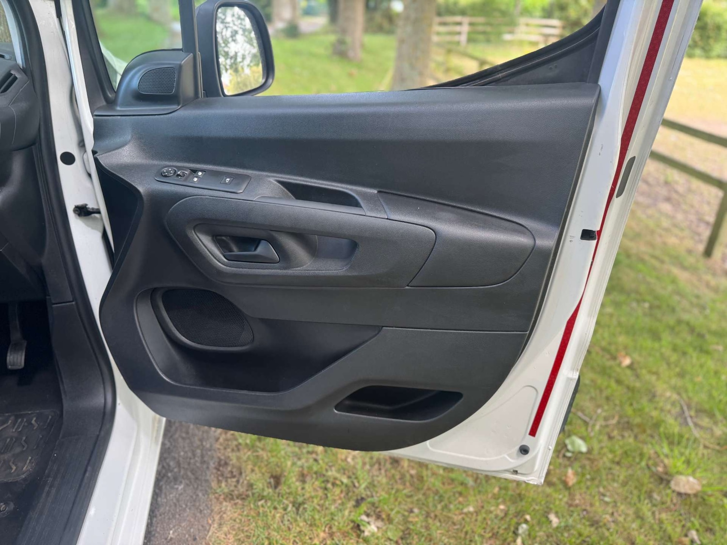 Used Vauxhall Combo 2019 for sale - 76921276: Photo 31