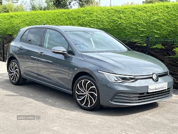 Volkswagen - Golf