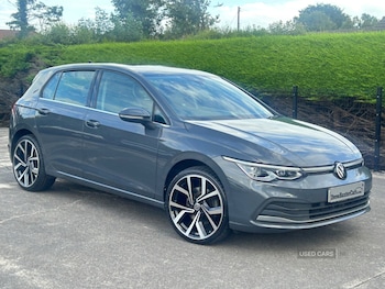Volkswagen - Golf