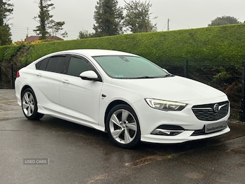 Vauxhall - Insignia