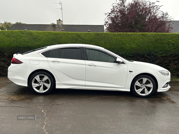 Used Vauxhall Insignia 2018 for sale - 76123240: Photo 4