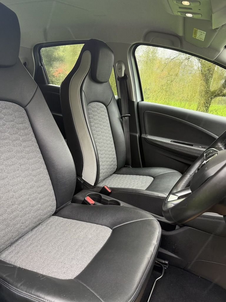 Used Renault Zoe 2021 for sale - 76430368: Photo 13
