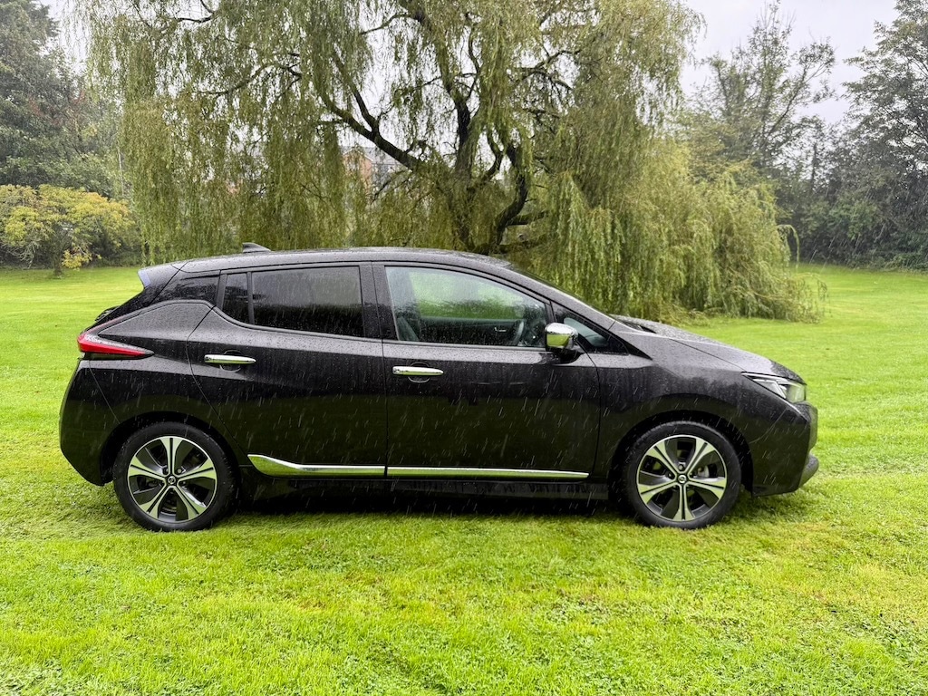 Used Nissan Leaf 2021 for sale - 76094076: Photo 1