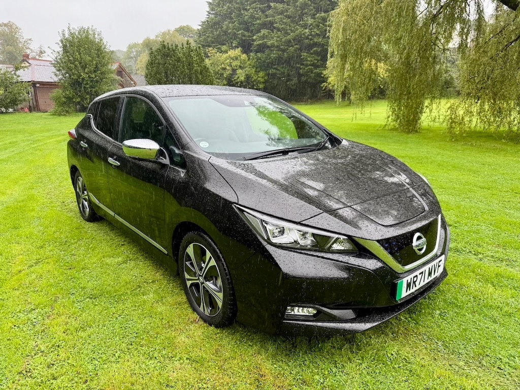 Used Nissan Leaf 2021 for sale - 76094076: Photo 2