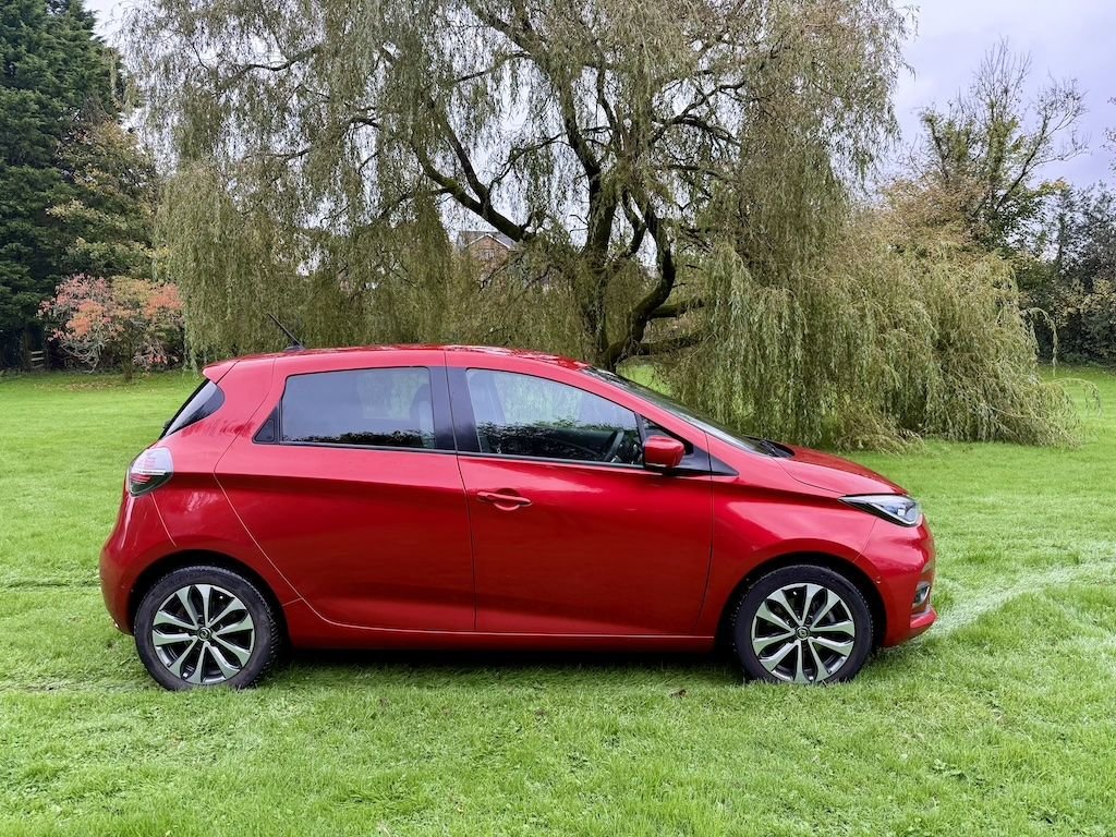 Used Renault Zoe 2021 for sale - 76387143: Photo 1