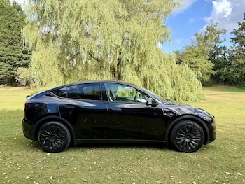 Used Tesla Model Y 2023 for sale - 79578770: Photo