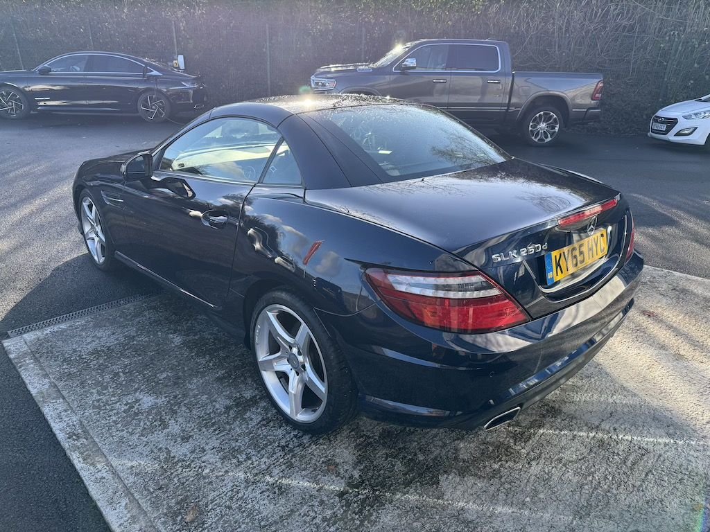 Used Mercedes-Benz SLK 2015 for sale - 76632360: Photo 21