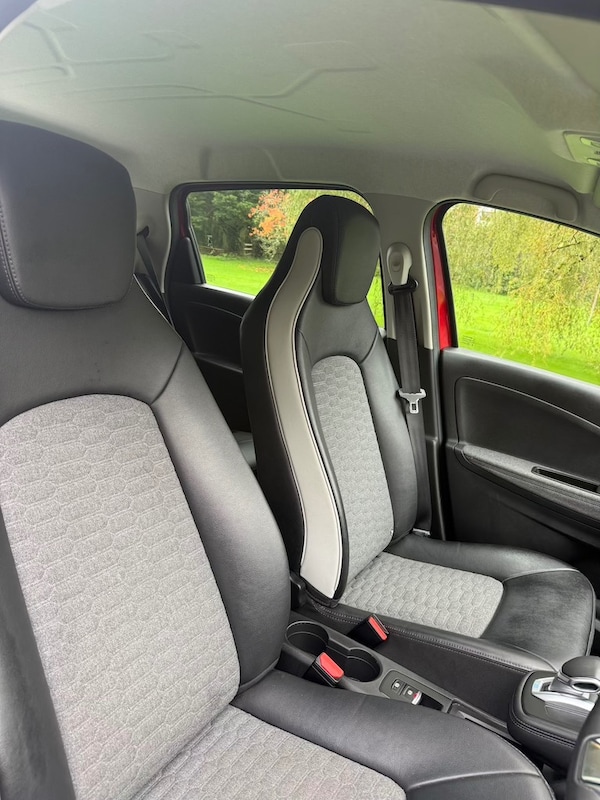 Used Renault Zoe 2021 for sale - 76335254: Photo 11