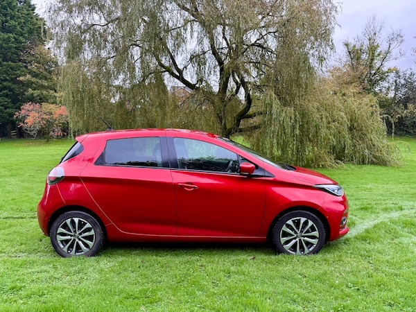 Used Renault Zoe 2021 for sale - 76335254: Photo 1