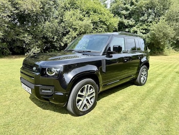 Used Land Rover Defender 110 2024 for sale - 79338927: Photo