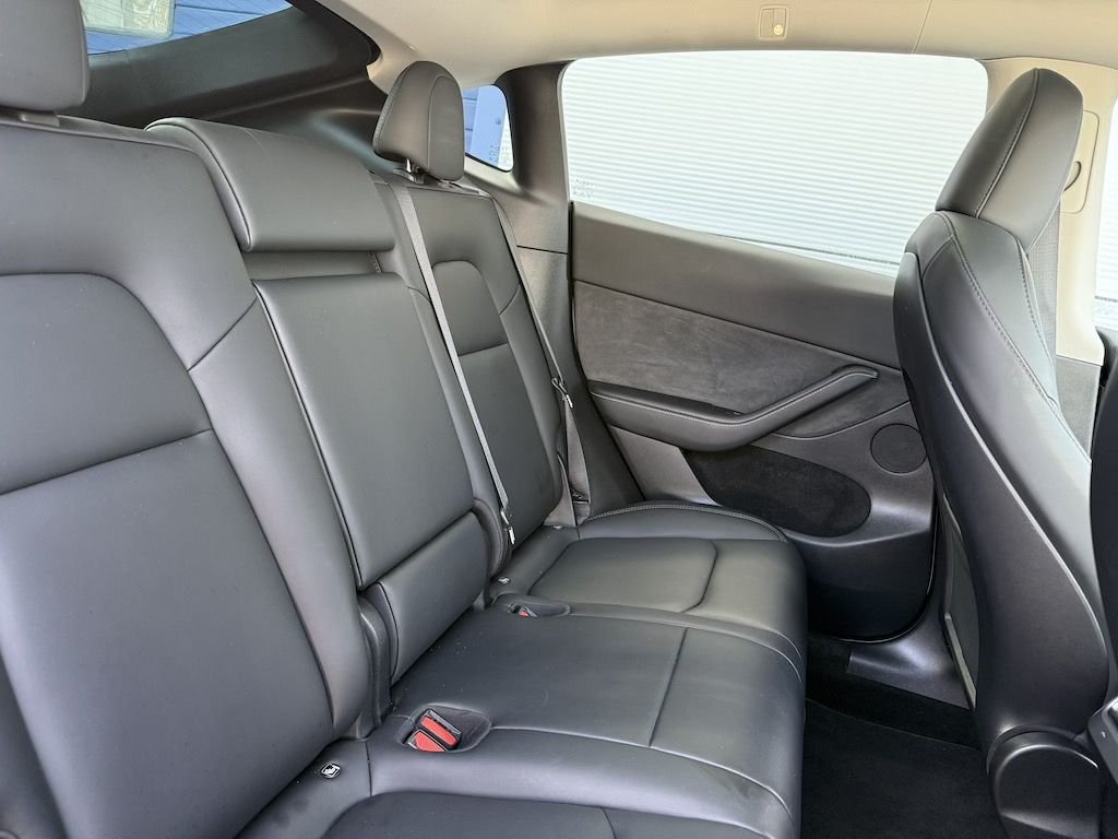 Used Tesla Model Y 2024 for sale - 78036434: Photo 10