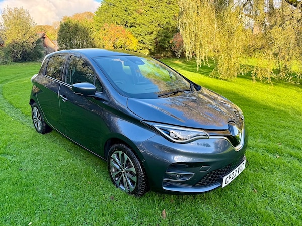 Used Renault Zoe 2022 for sale - 76325882: Photo 2