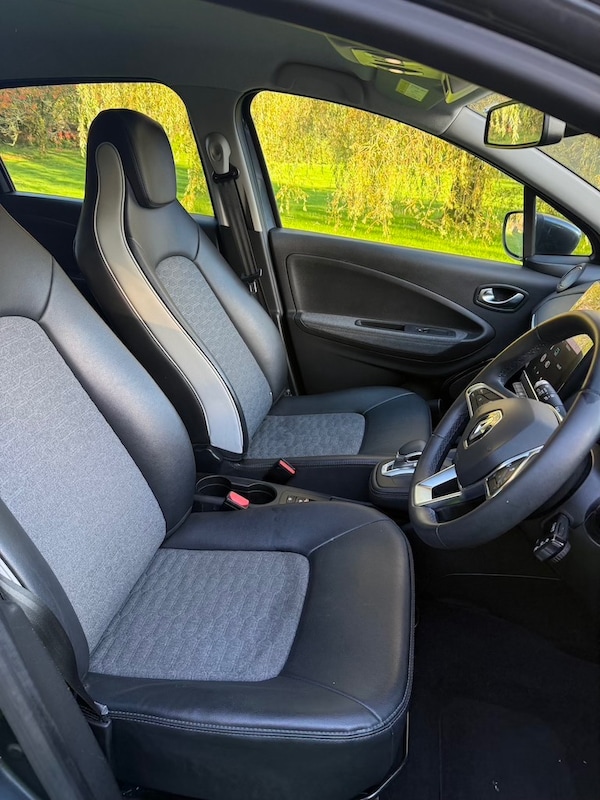 Used Renault Zoe 2022 for sale - 76325882: Photo 7
