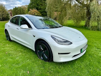 Used Tesla Model 3 2020 for sale - 76083616: Photo