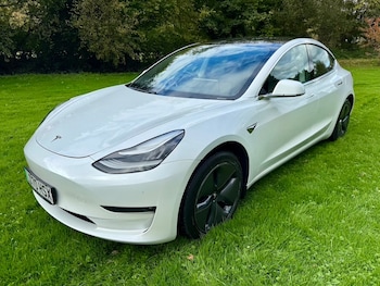 Used Tesla Model 3 2020 for sale - 76083616: Photo