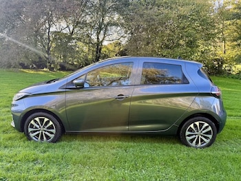 Used Renault Zoe 2022 for sale - 76387138: Photo