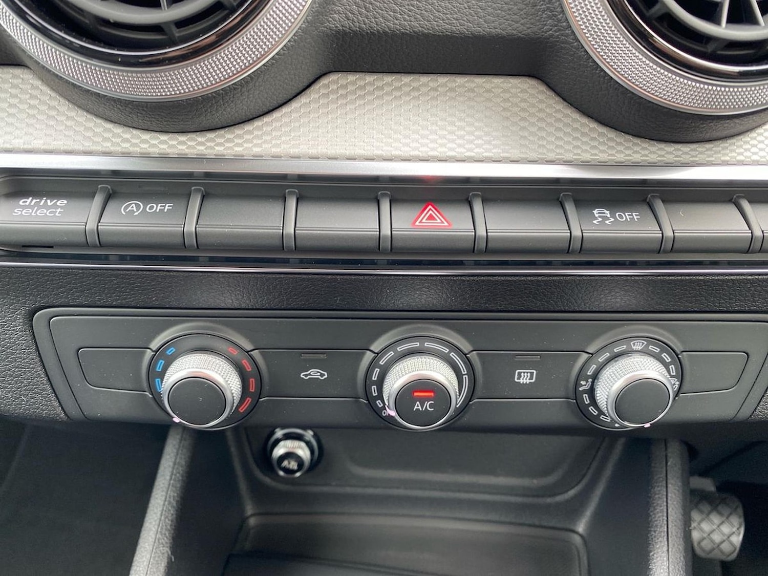 Used Audi Q2 2025 for sale - 77019476: Photo 14