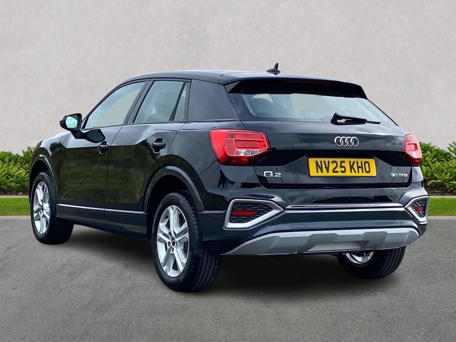 Used Audi Q2 2025 for sale - 77019476: Photo 2