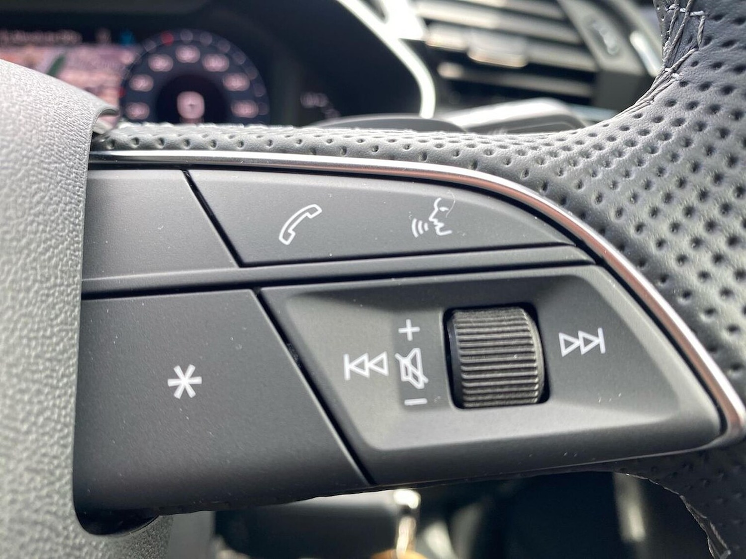 Used Audi Q3 2025 for sale - 77946080: Photo 26