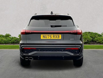 Used Audi Q5 2025 for sale - 79379596: Photo