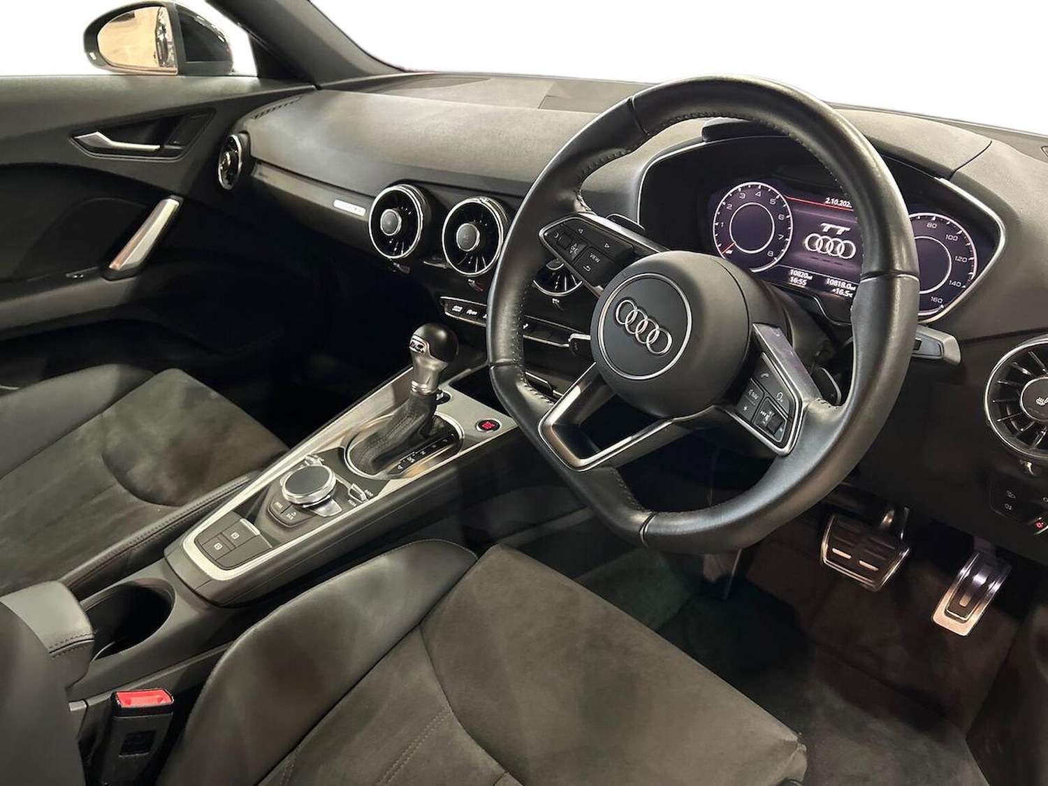 Used Audi TT 2023 for sale - 76149537: Photo 15