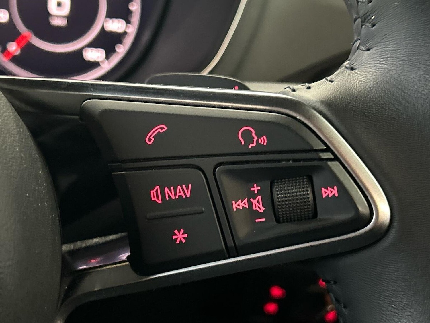 Used Audi TT 2023 for sale - 76149537: Photo 27