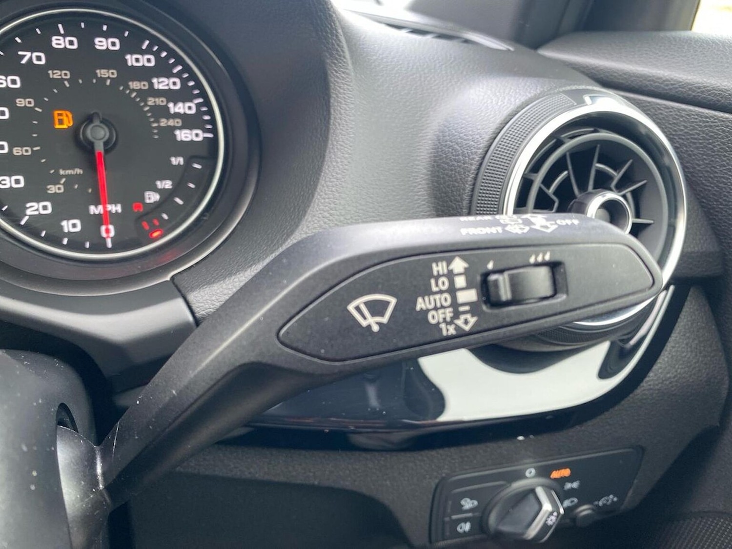 Used Audi Q2 2020 for sale - 76369094: Photo 28