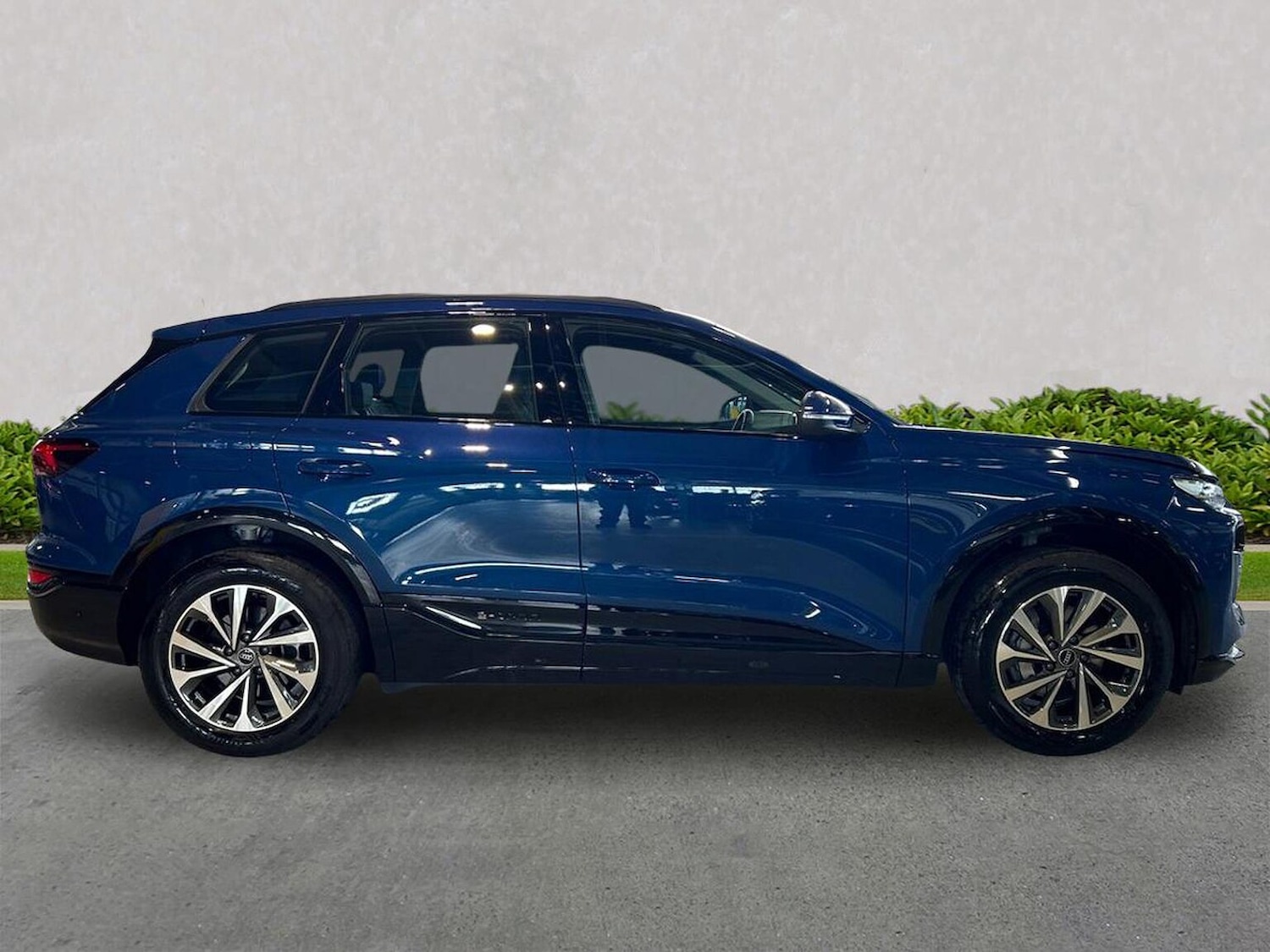 Used Audi Q6 e-tron 2025 for sale - 78193200: Photo 5