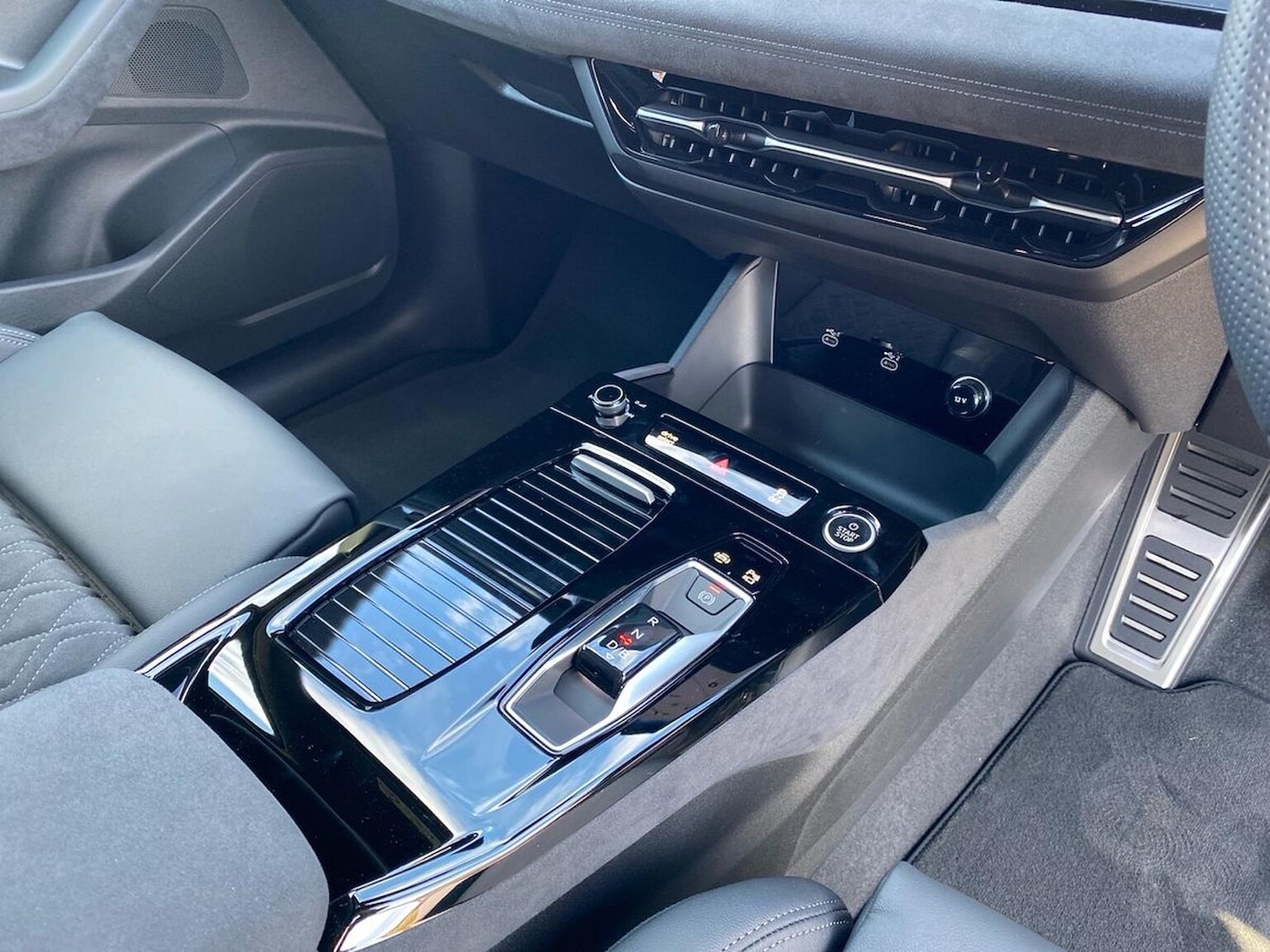 Used Audi Q6 e-tron 2025 for sale - 76749013: Photo 13