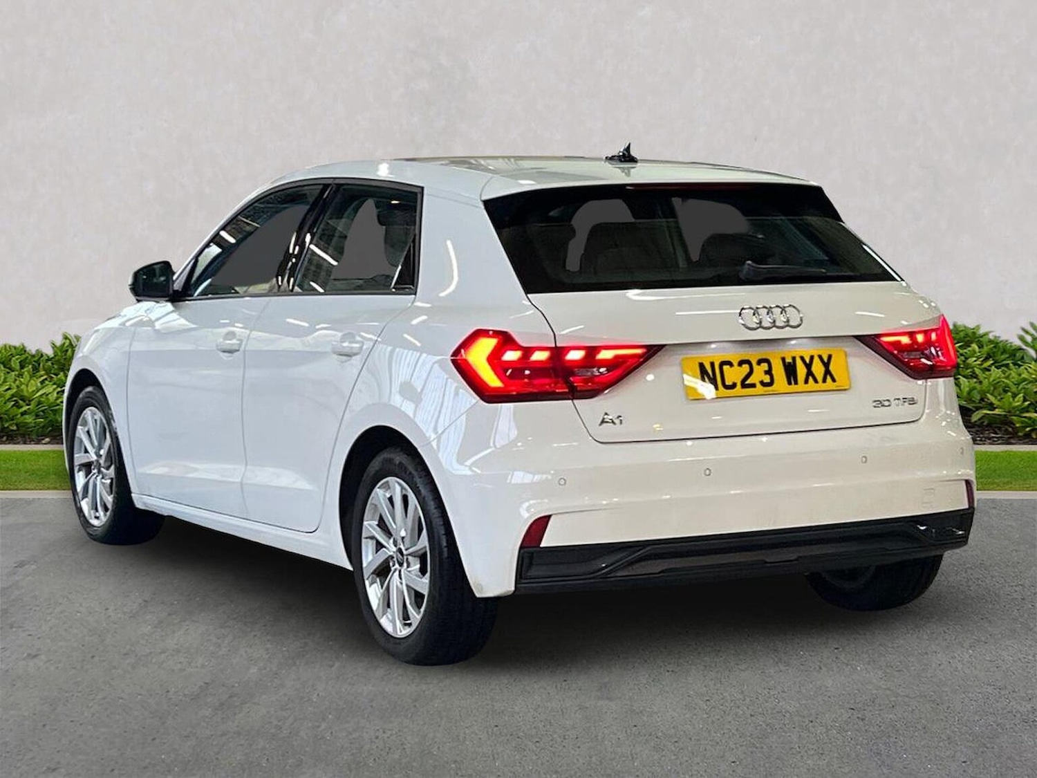 Used Audi A1 2023 for sale - 76198394: Photo 2