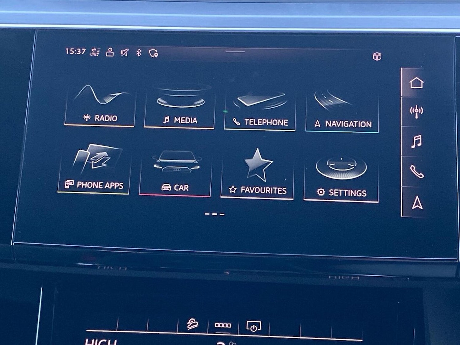 Used Audi e-tron 2021 for sale - 76809364: Photo 11