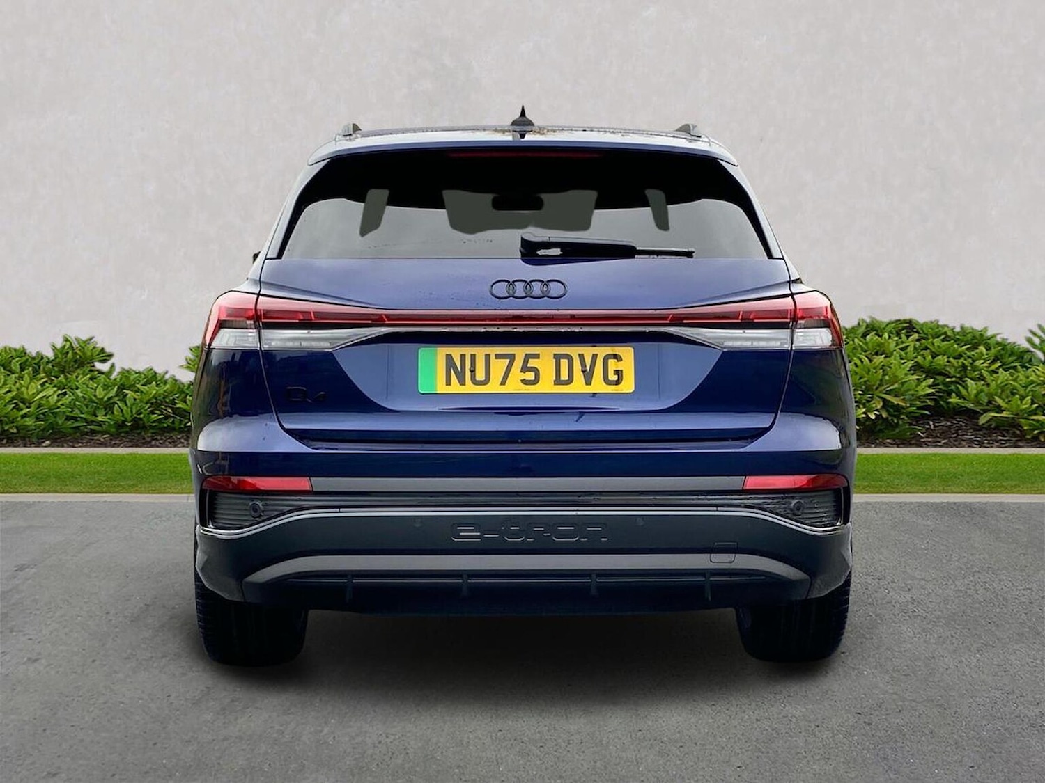 Used Audi Q4 e-tron 2025 for sale - 76699374: Photo 4